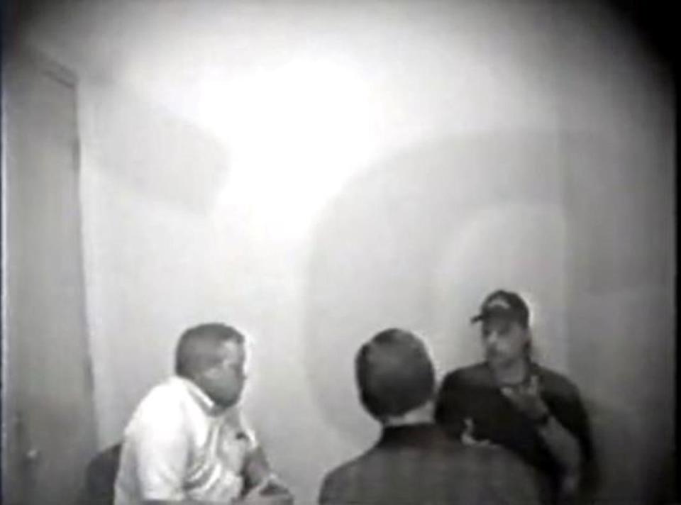 Robert Springsteen speaks to Austin police in 1999.  