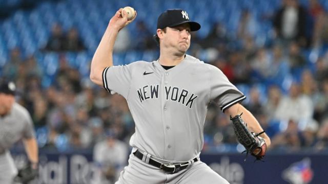 Yankees halt Blue Jays' winning streak