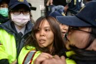 <p>《勞基法》修法將導致台灣「低薪高工時」的勞動環境將更加惡化，蔡英文總統承諾青年的未來藍圖已變質成以「功德」為名的過勞之島，… </p>