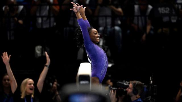 After a 2-Year Hiatus, Simone Biles Just Won Her 20th Gold Medal at the  World Championships