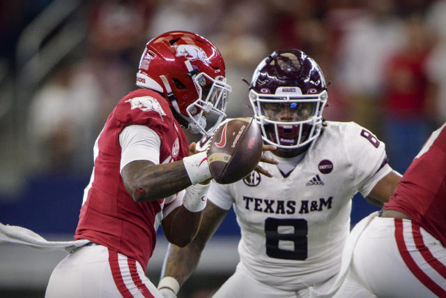 Steelers sign third-round pick DeMarvin Leal