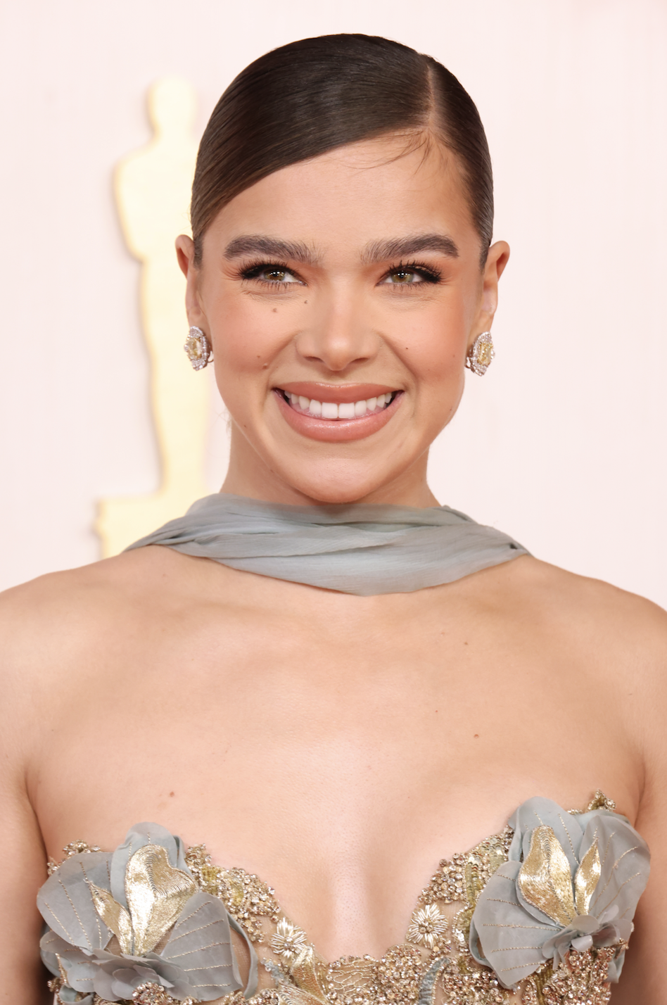 hailee steinfeld best beauty oscars 2024