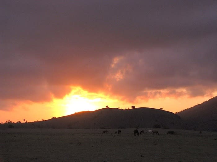 Marveling at Komba’s mountain history