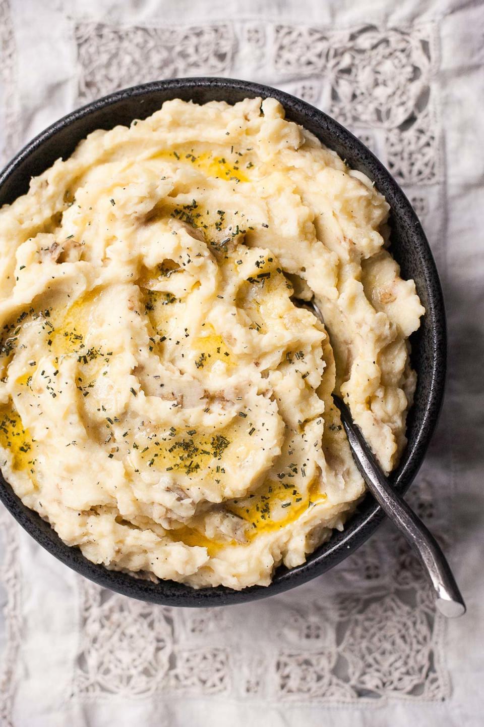 <strong>Get the <a href="http://acalculatedwhisk.com/instant-pot-mashed-potatoes/" target="_blank" rel="noopener noreferrer">Easy Instant Pot Mashed Potatoes</a> recipe from A Calculated Whisk.</strong>