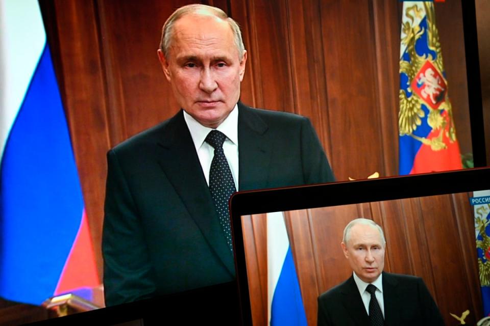 Vladimir Putin addresses the nation on Saturday (Sputnik)