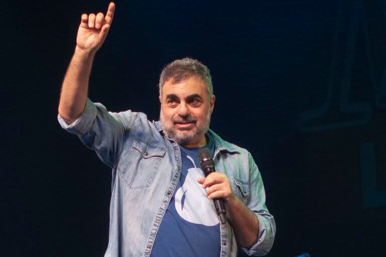 Roberto Moldavsky se fue de gira por Estados Unidos, en donde realizará su show en Miami y Nueva York