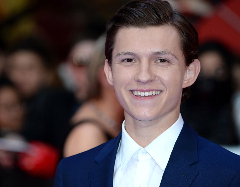 Tom Holland visiting a children’s hospital dressed as Spider-Man is making our hearts explode