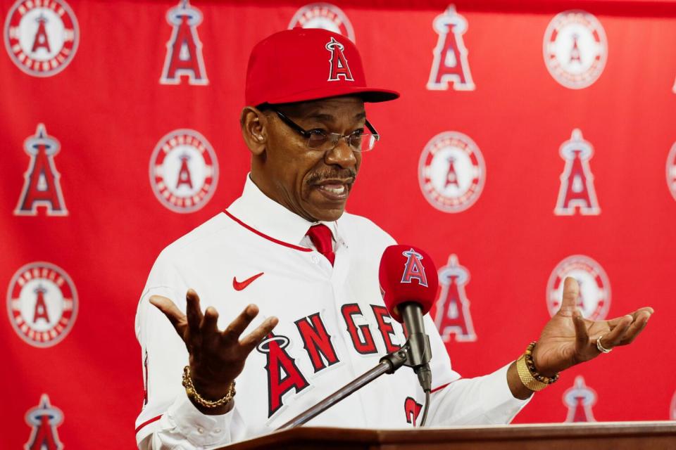 Die Angels stellen Ron Washington als ihren neuen Manager vor.