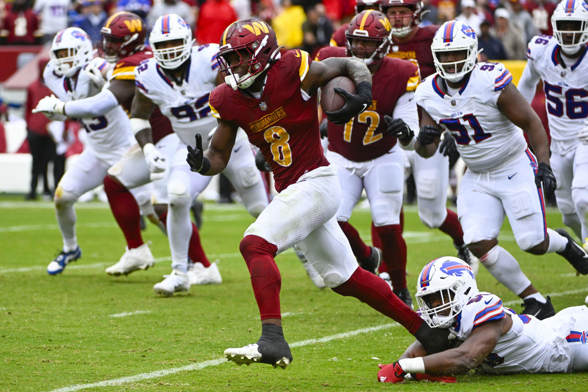 Studs and duds from Commanders' loss to Bills