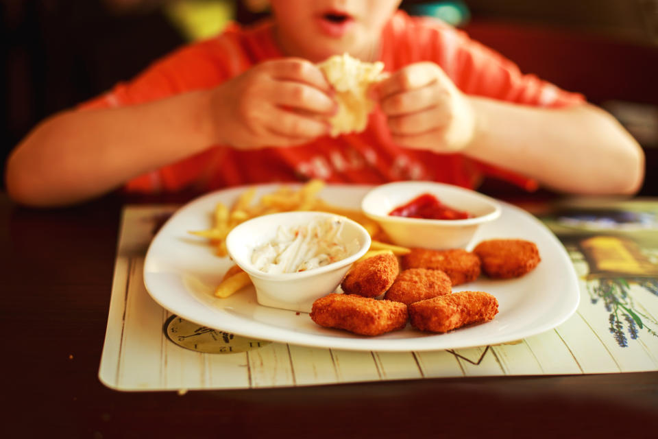 Chicken Nuggets haben im Test keine guten Bewertungen erhalten (Symbolbild: Getty Images)