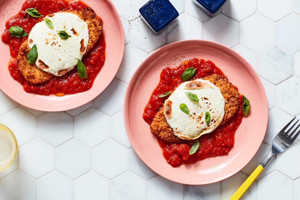 <h1 class="title">SUNDAY-STASH Crispy Chicken Cutlets 2- Chicken Parm</h1><cite class="credit">Photo by Chelsea Kyle, Prop Styling by Beatrice Chastka, Food Styling by Kat Boytsova</cite>