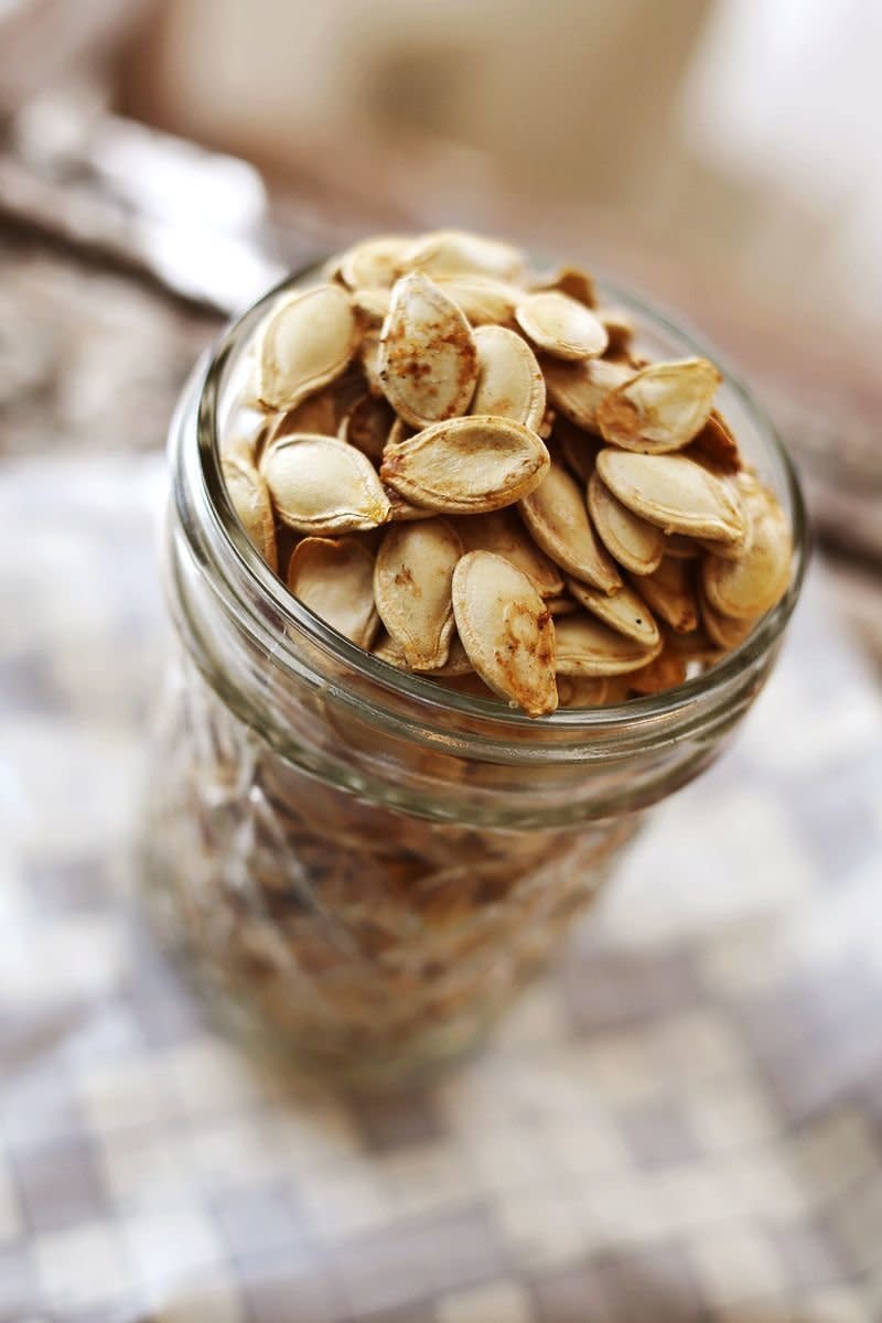 <strong>Get the <a href="http://www.abeautifulmess.com/2013/10/roasted-pumpkin-seeds-.html" target="_blank">Roasted Pumpkin Seeds recipe</a> from A Beautiful Mess</strong>