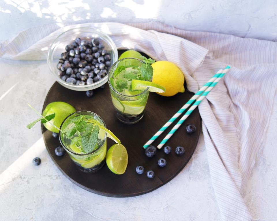 Blueberry Lemonade Fizz