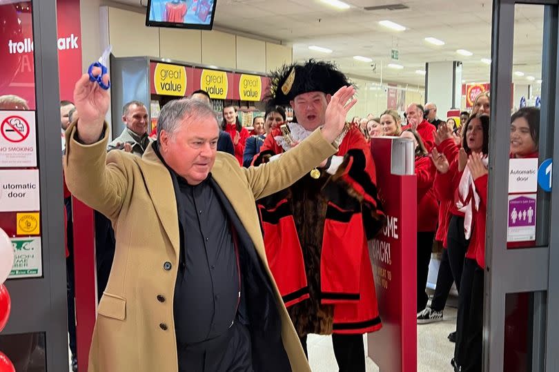 Chris Dawson, re-opening the Plymouth Wilko store alongside Lord Mayor Mark Shayer