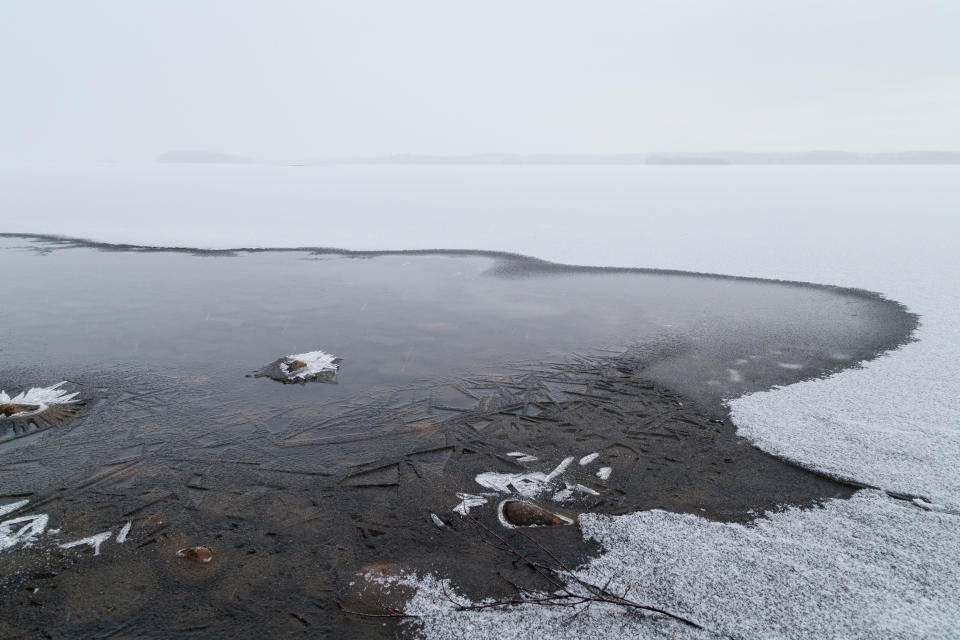 Keep your pet on a leash to stop them from running onto the ice. (Photo via Getty Images)