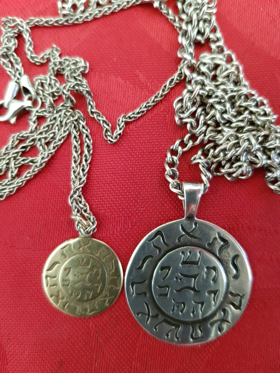 The Talisman they both wore since 1994 (Collect/PA Real Life)