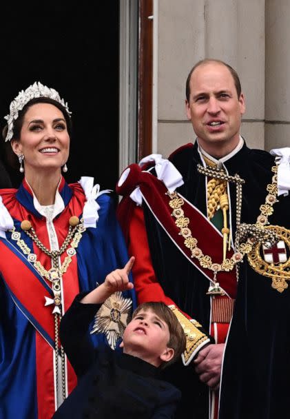 PHOTO: Britain's Catherine, Princess of Wales, Britain's Prince Louis of Wales and Britain's Prince William, Prince of Wales on the Buckingham Palace balcony in central London on May 6, 2023. (Oli Scarff/AFP via Getty Images)