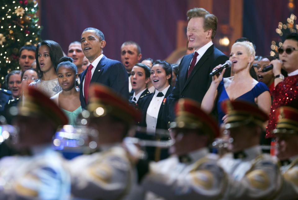 Conan hosts the "Christmas in Washington" show with the First Family.