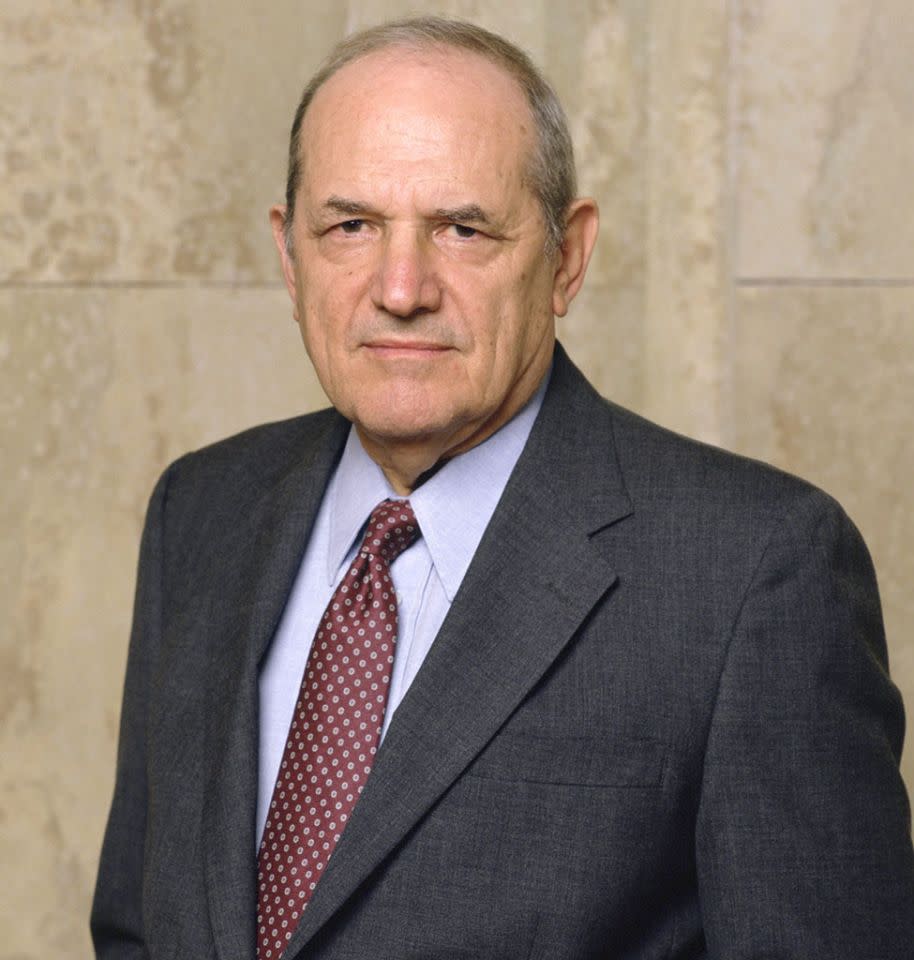 Steven Hill