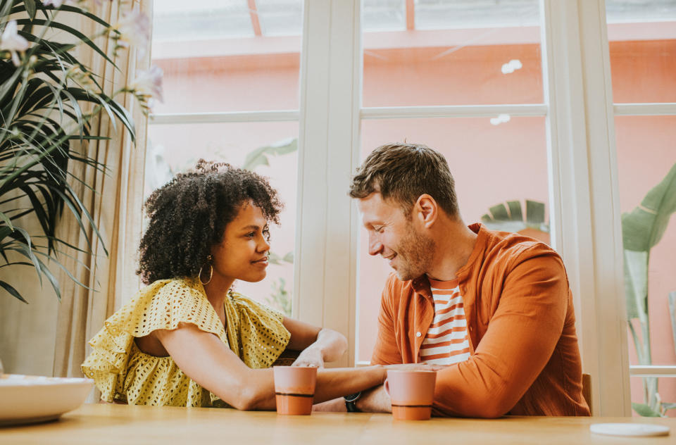 There are some ways to be more mindful about online dating. (Getty Images)