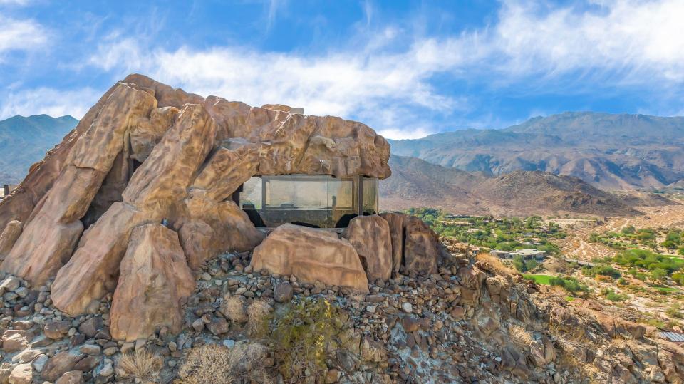 706 Summit Cove in Palm Desert includes a private office built into the mountain overlooking the Coachella Valley