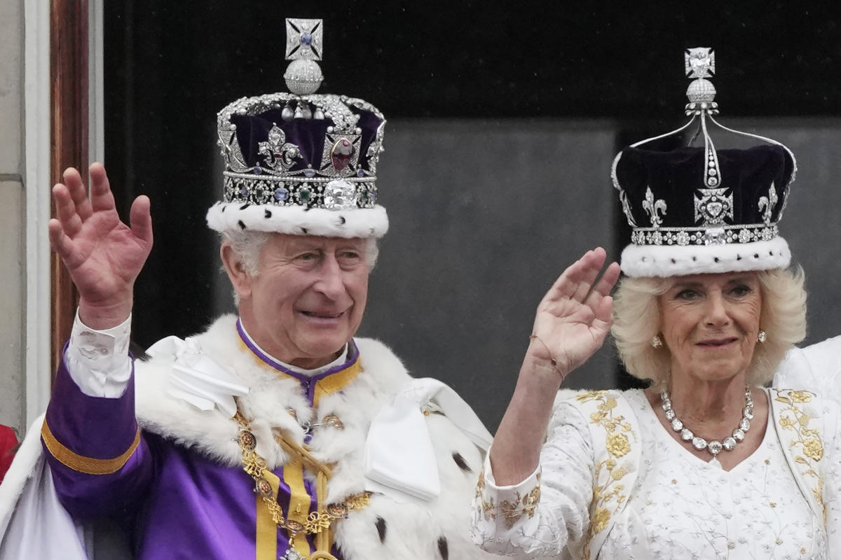 The Coronation of King Charles III and Queen Camilla Large Format Anti