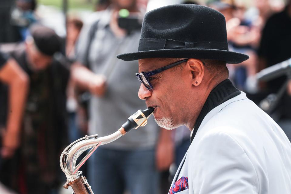 Grammy winner Kirk Whalum will add to his career honors as he takes his place in the Memphis Music Hall of Fame this fall.