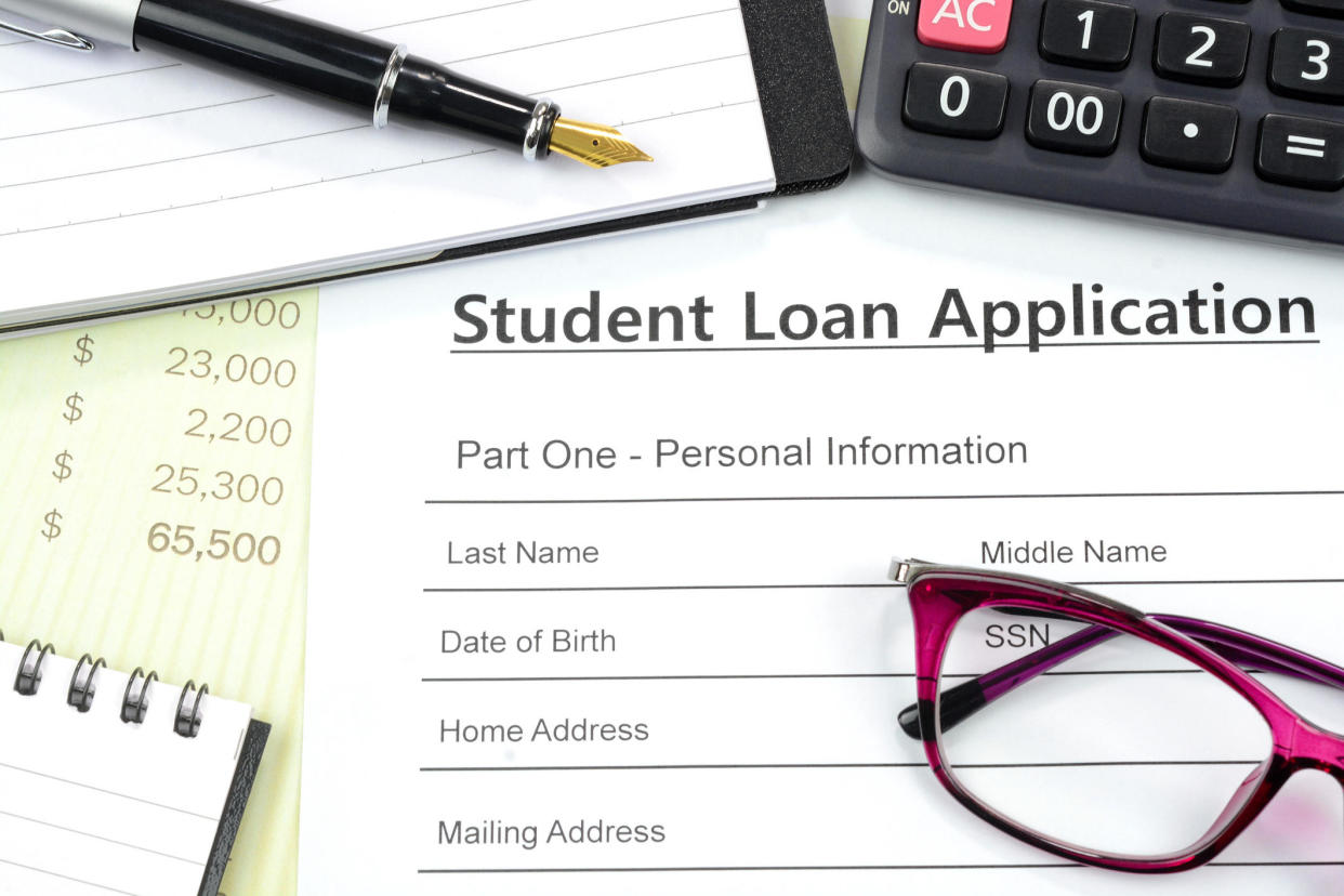 Knowing what to expect when applying for a student loan will help the process go smoother. / Credit: Getty Images