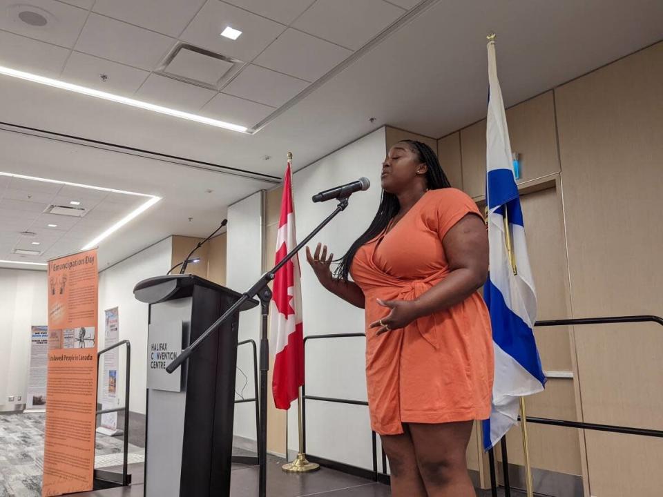 Singer Eriana Willis Smith performed at the ceremony, singing O Canada, Lift Every Voice, and Rise Up. (Victoria Welland/ CBC - image credit)