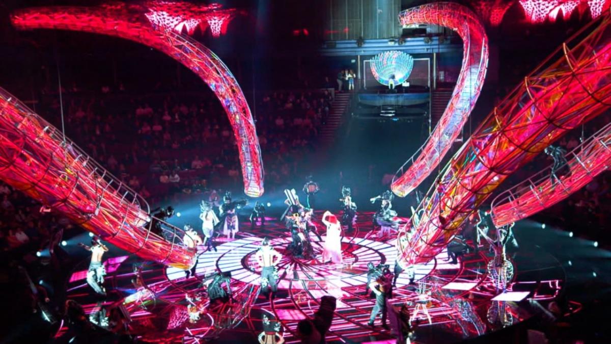 A look at the new mindblowing Las Vegas show, ‘Awakening’