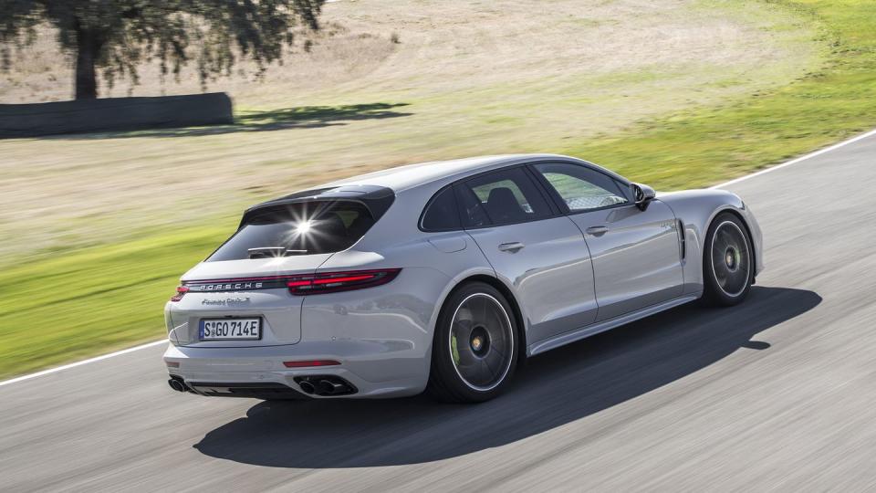 2018 porsche panamera turbo s e hybrid sport turismo driving