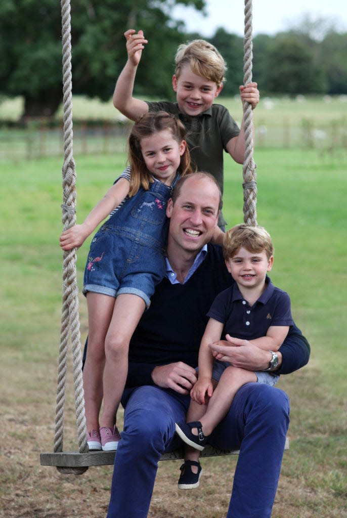 13) Prince George, Princess Charlotte And Prince Louis