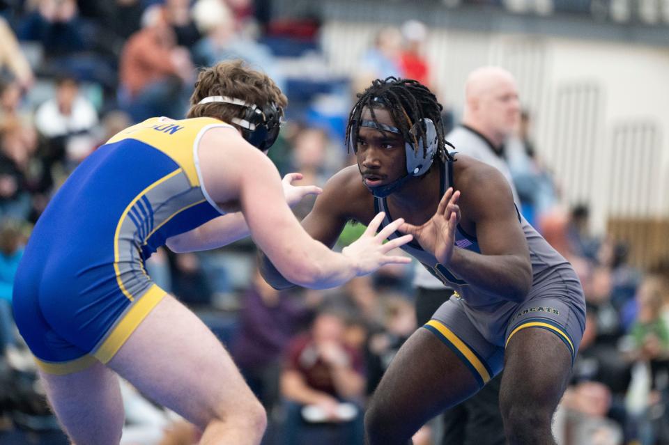 Battle Creek Central Wrestler Angelo Williams Faces Off Against Bronson During The Mcginnis Evans Invitational At Battle Creek Central High School On Saturday Jan 27 2024