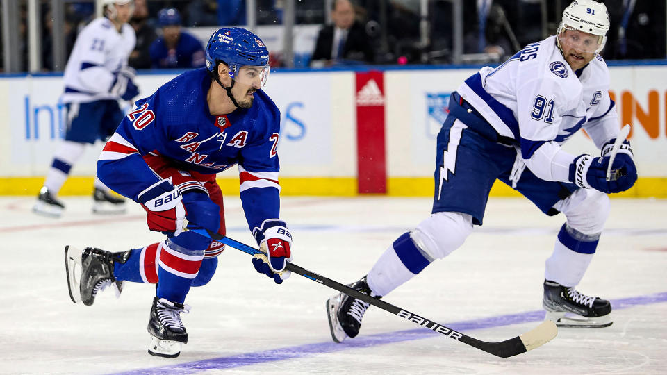 The New York Rangers and Tampa Bay Lightning are two of the NHL's elite teams this season. (Danny Wild/USA TODAY Sports)