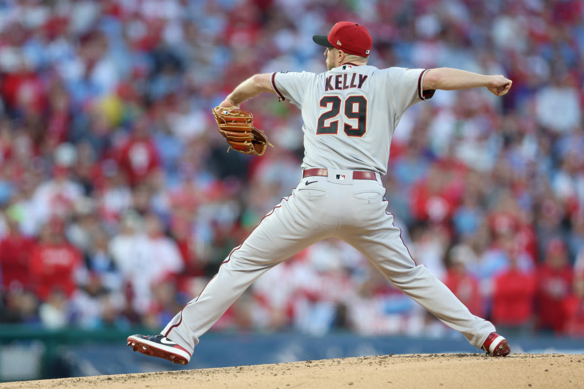 MLB playoffs 2023: Diamondbacks stun Phillies with comeback in Game 4 to tie  NLCS 2-2