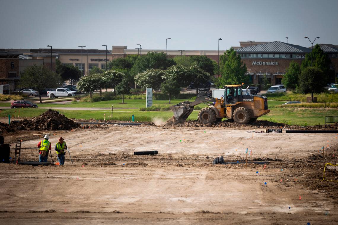 Construction is underway on a shopping center on Heritage Trace Parkway, between Hillwood Parkway and North Riverside Drive, near where Fort Worth’s first H-E-B grocery store will be located.