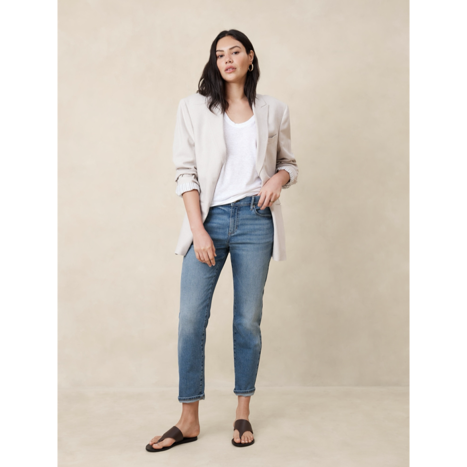 Banana Republic Factory Spring Sale 2024 Has Deals Starting at $4