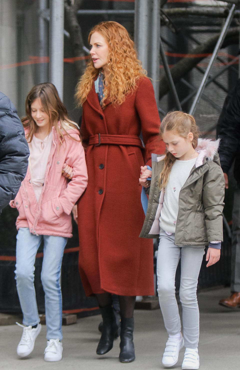 Nicole Kidman with her kids