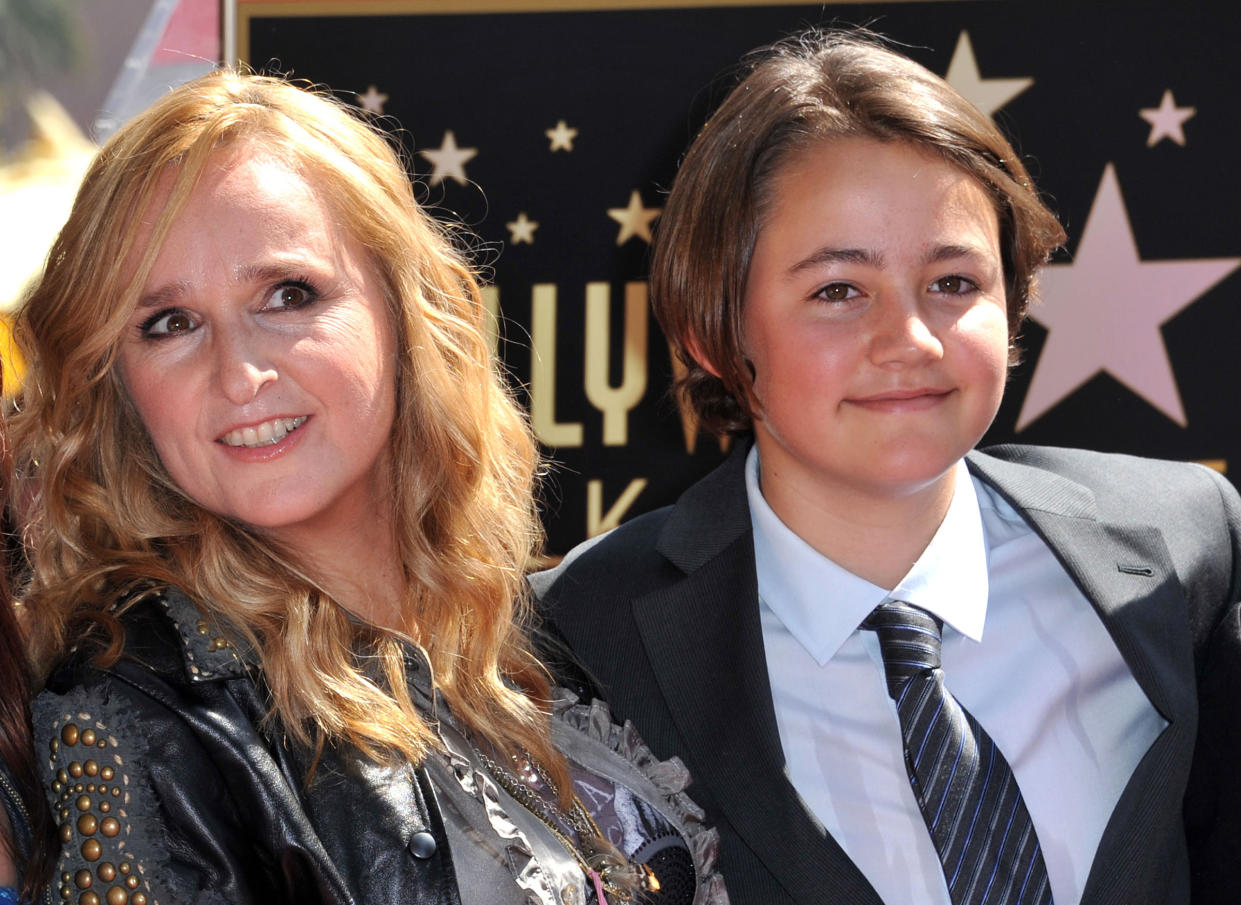 Melissa Etheridge with son Beckett in 2011. (CHRIS Delmas/AFP via Getty Images)