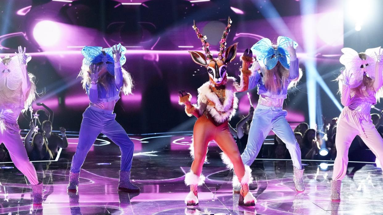  Gazelle performs on 2000s Night on The Masked Singer season 10. 