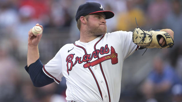 Morton strikes out 10, leaves Yankees with losing record as Braves