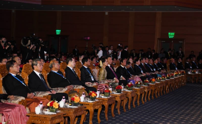 Chinese President Xi Jinping, Myanmar President Win Myint and Myanmar State Counsellor Aung San Suu Kyi attend a cermony marking Myanmar and China's 70th anniversary of diplomatic relations in Naypyidaw,