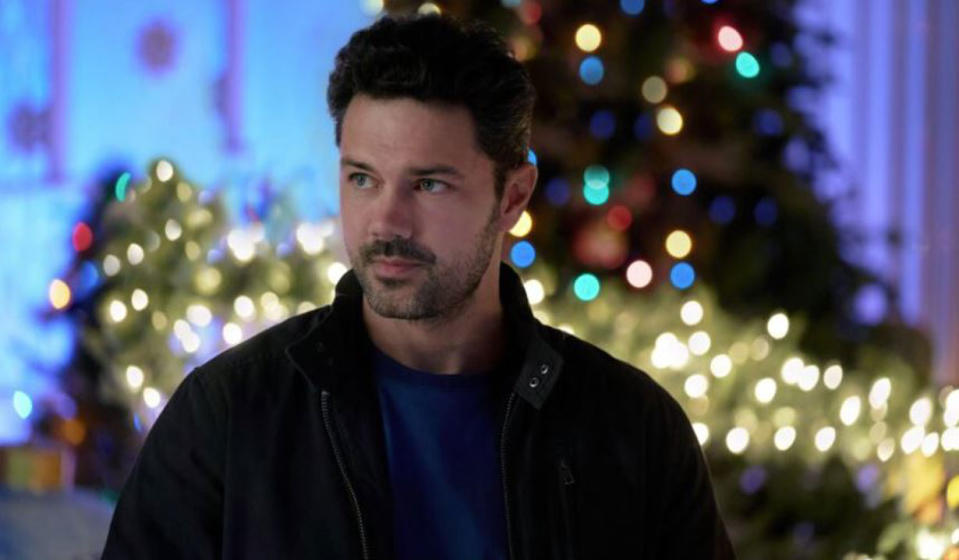 ryan paevey under the christmas sky 