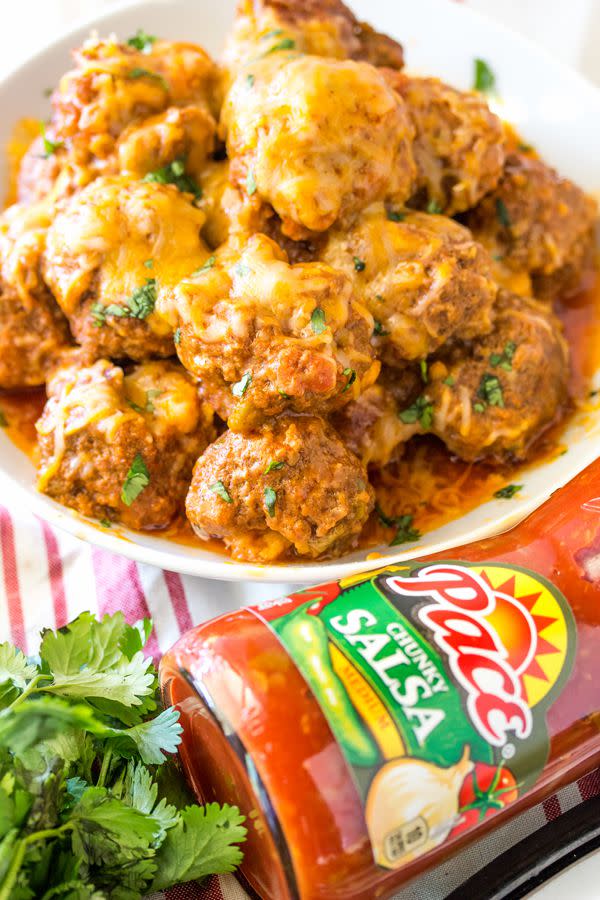 15 Easy Slow Cooker Meatball Recipes For Weeknight Dinners