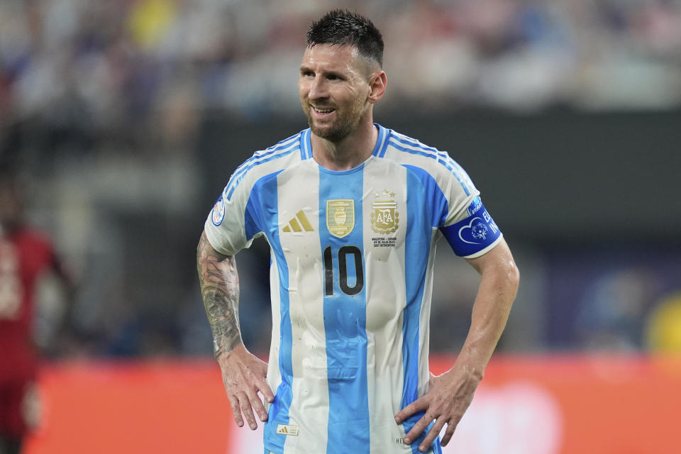 BESTAND - Lionel Messi uit Argentinië tijdens de halve finale van de Copa America tegen Canada in East Rutherford, NJ, 9 juli 2024. (AP Photo/Julia Nikhinson, File)