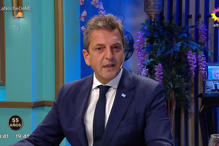 Sergio Massa se mostró complice con Moria Casán en la mesa de Mirtha