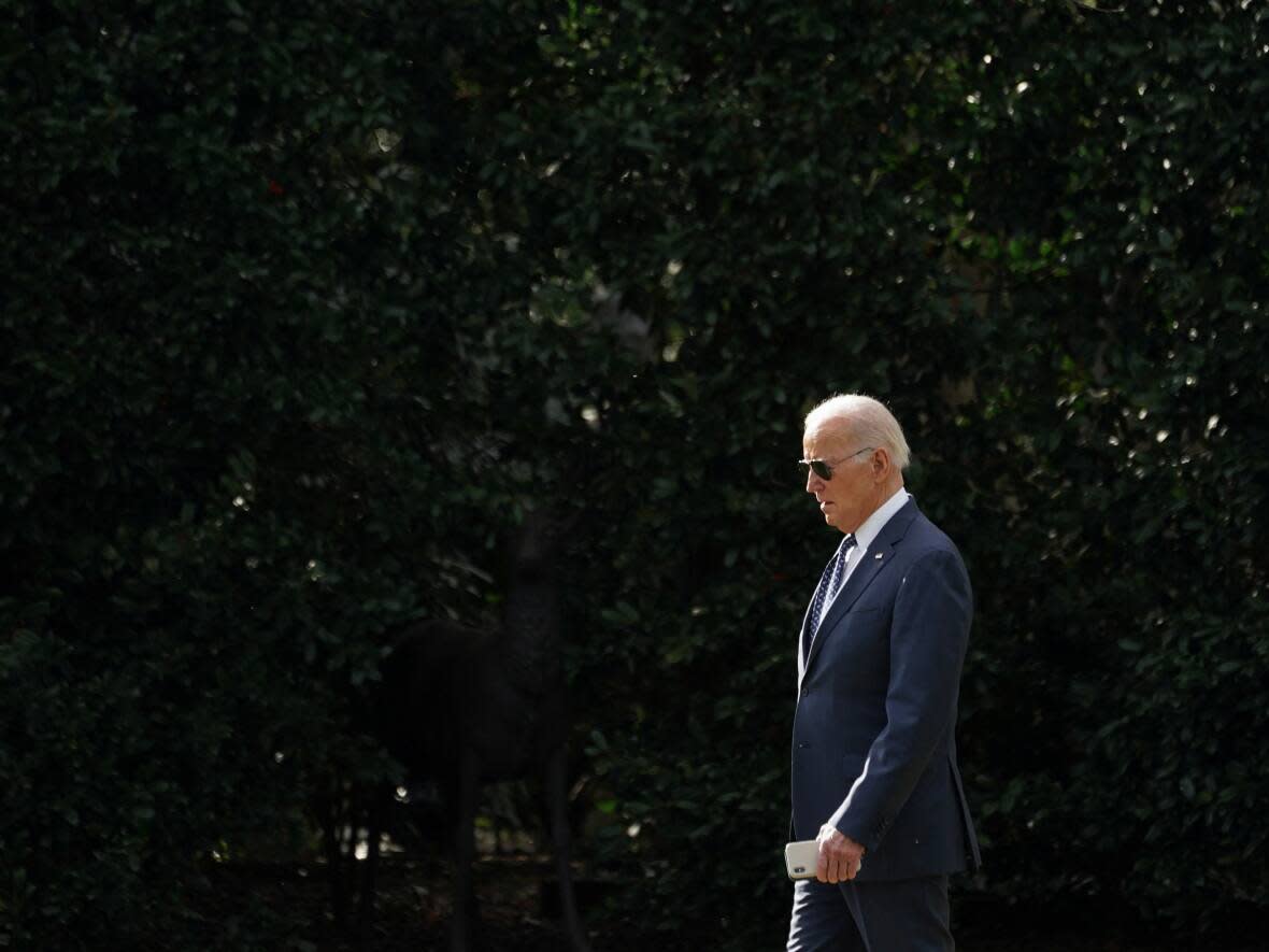 A special counsel's report has offered a damning account of U.S. President Joe Biden's mental state as he launches a difficult re-election bid, but exonerated him for improperly storing classified documents. (Kevin Lamarque/Reuters - image credit)
