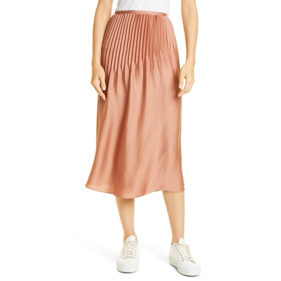 kelly/katie plated skirt trend