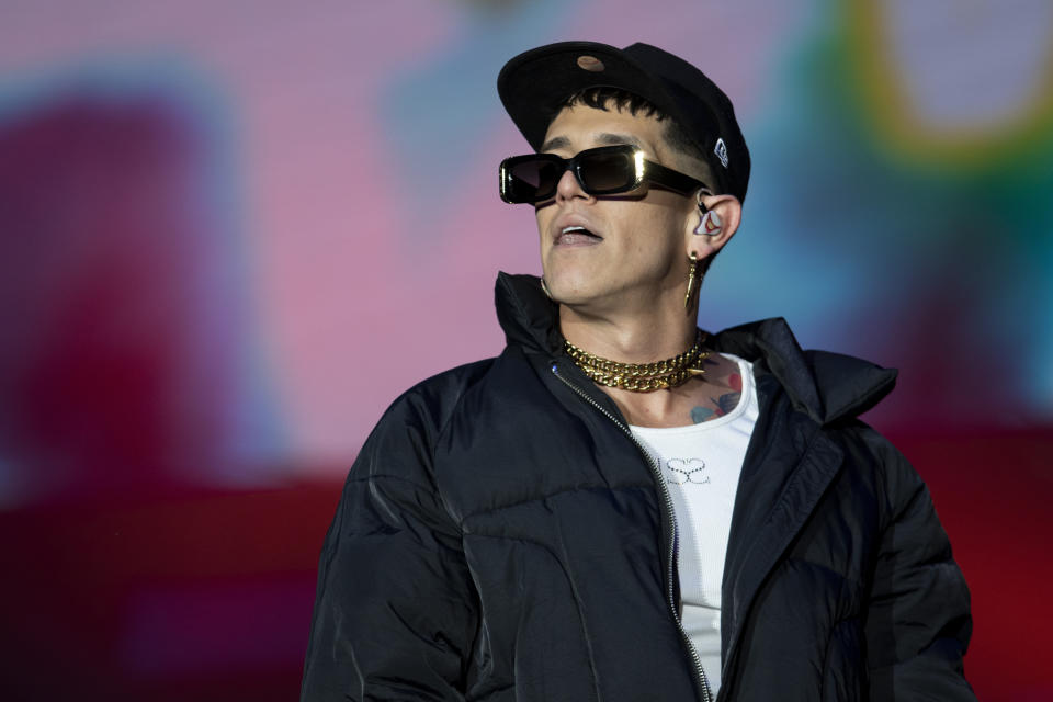 El cantante Lenny Tavárez durante su presentación en el festival Coca-Cola Flow Fest en la Ciudad de México el 26 de noviembre de 2022. (Foto AP/Alejandro Godínez)