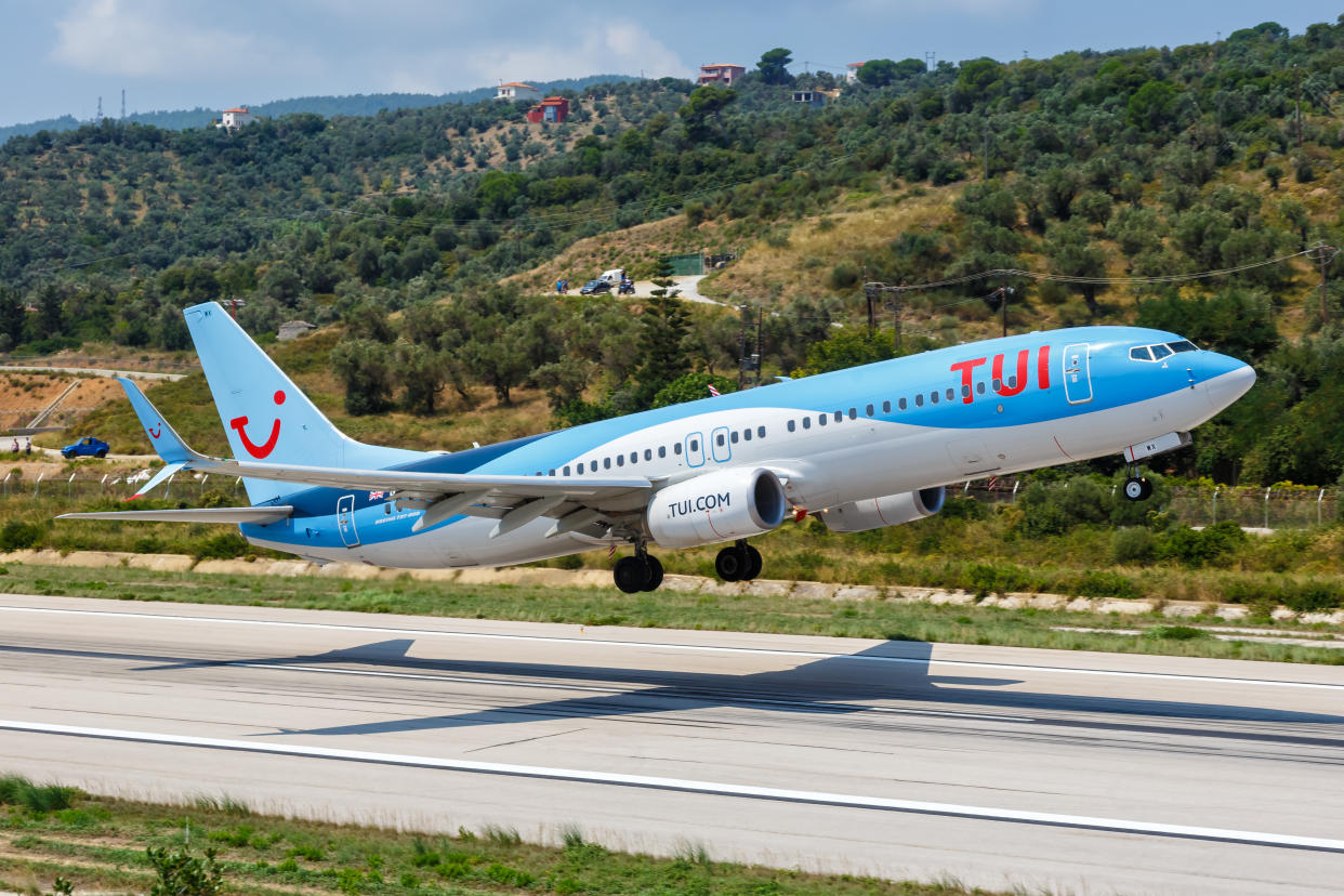 Tui plane 